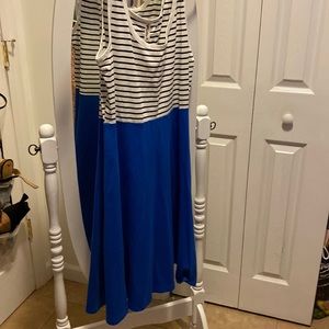 Herou brand party/summer dress in white/black/blue. Never worn. Size M.